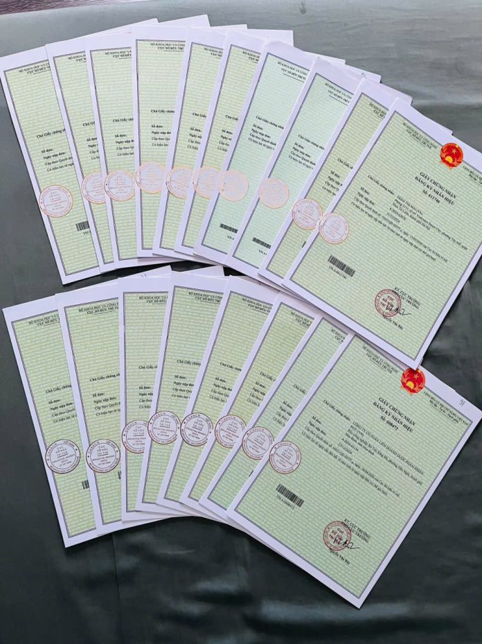 z7916616014873_96b5ddc4d0ebb48c1a879ed441509fd0